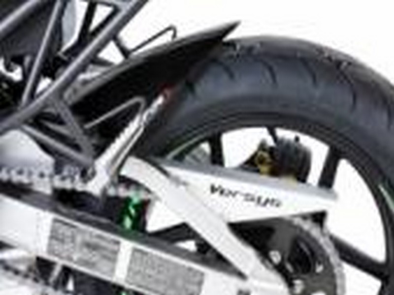 KRYT ŘETĚZU KAWASAKI VERSYS 07