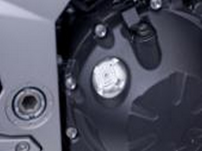 OLEJOVÁ ZÁTKA MOTORU "HI-TECH" YAMAHA 