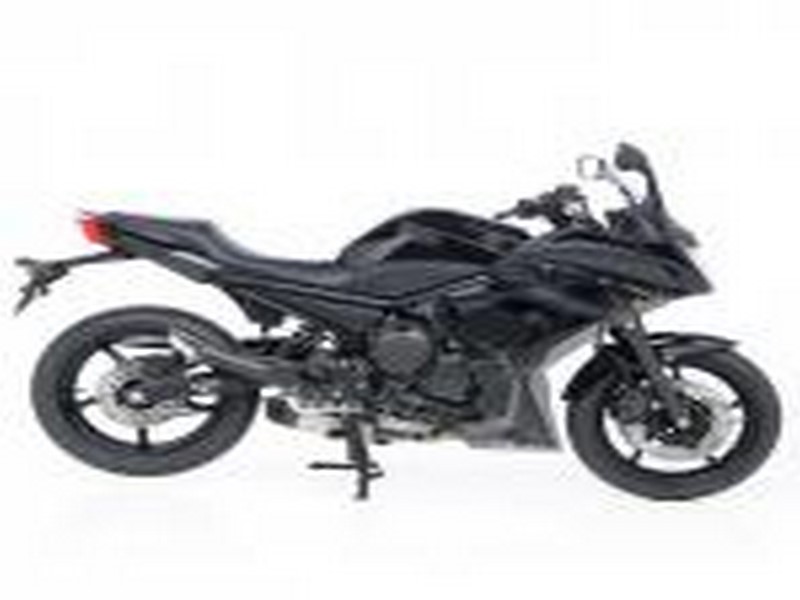 LEO VINCE  "UNDERBODY" - YAMAHA XJ6 i.e. - XJ6 DIVERSION i.e. 2009-2013